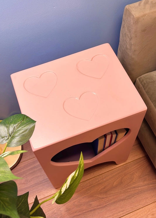 (Extra) Sweetheart Side Table